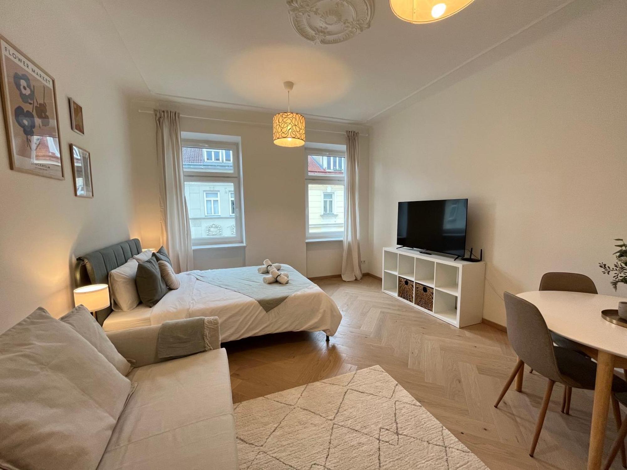 Luxurious One Room Apartment Near Schoenbrunn Palace Wien Eksteriør bilde