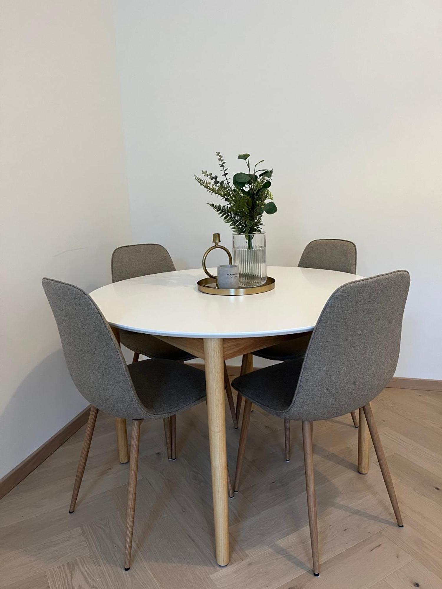 Luxurious One Room Apartment Near Schoenbrunn Palace Wien Eksteriør bilde
